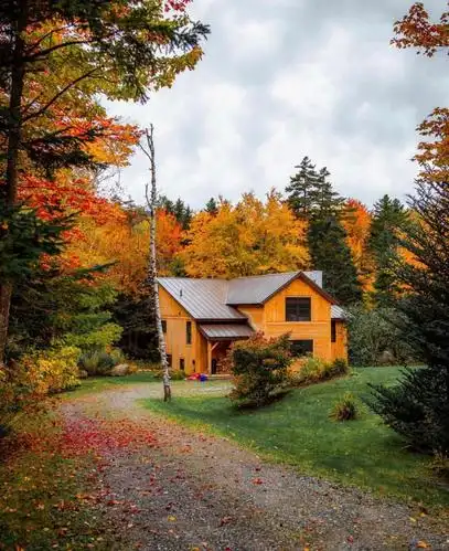 美国佛蒙特州的深秋景色,让人感动.