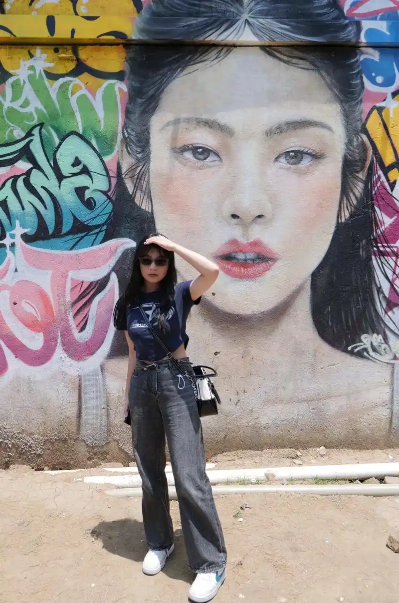 涂鸦墙纯享版.#blackpink #美式辣妹 #rose朴彩英 #金珍妮jennie