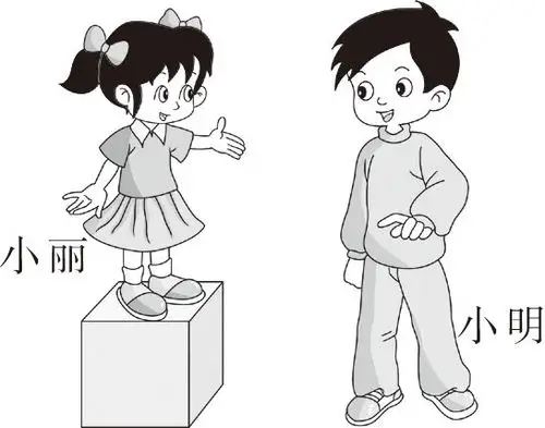 小班数学《比高矮》