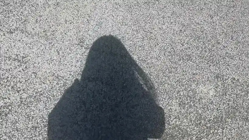 1,摸摸自己的影子