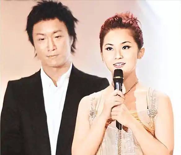 "有仇必报"阿sa:撬走陈伟霆,为阿娇两肋插刀,背景强到不敢惹_郑中基