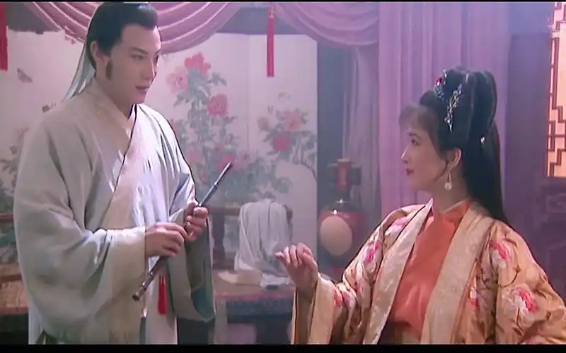 央视版水浒燕青李师师听闻哥哥身上有好花绣但求一观