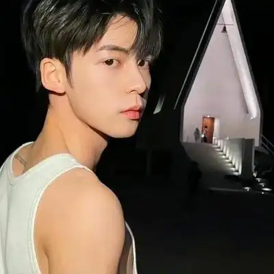 男生真人头像图片