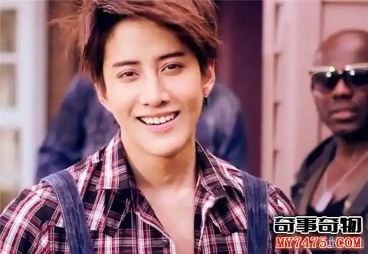 2019最受欢迎的泰国明星mike在中国可以说是非常火