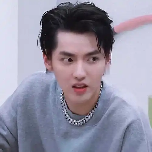 同款颈链嘻哈链男古巴项链钛钢永不亦凡吴亦凡项链