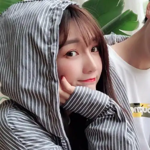 用轮回的时间见证我们的真爱情侣头像一人一半分屏单人