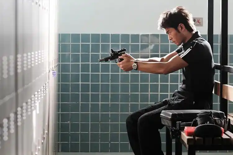 枪王之王(2010年尔冬升执导的动作电影)_尚可名片