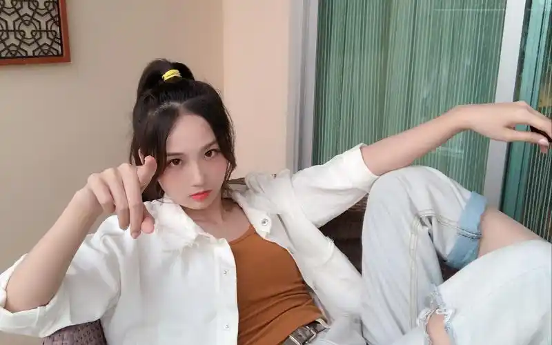 【gnz48 刘力菲】口袋48直播云公演 分p 非镜像 20200205