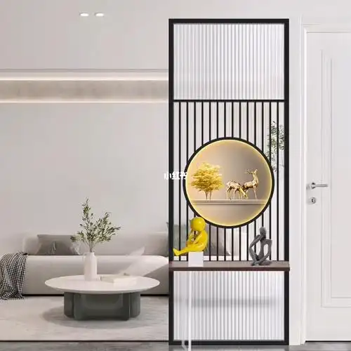 现代轻奢入户门客厅不锈钢屏风隔断灯光设计