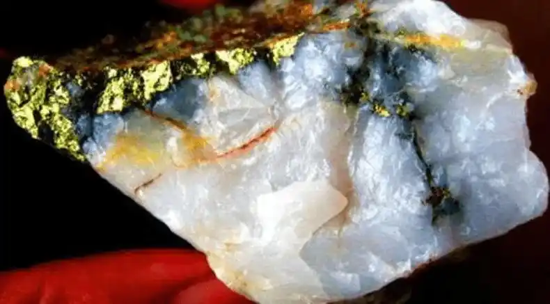 认清金矿石特征,你离出门捡到金矿只差一步!