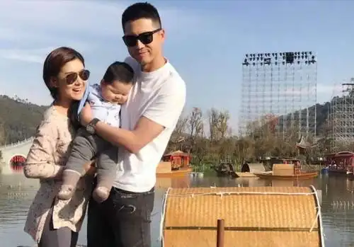 她出道17年零绯闻, 丈夫为她不接吻戏, 今33岁依然被老公宠溺