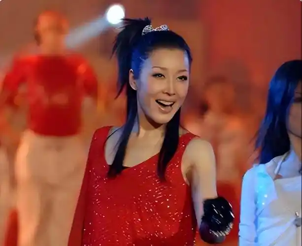 孙悦为治儿子旧疾隐退8年,几位前任相继出事,克夫情史太抓马_生活