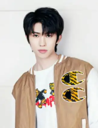 每日更新林墨的经纪人微信号tzcm2022