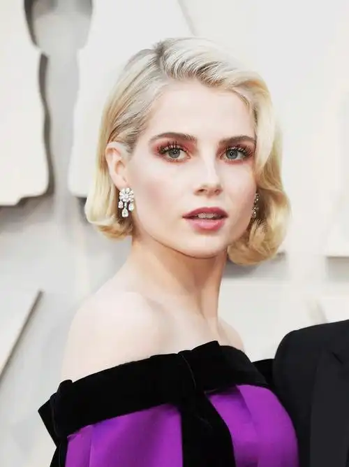 今年的奥斯卡咋了?|那么多好莱坞女明星,裙子穿的最好看的,是个男人?