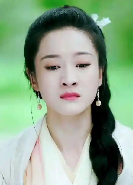 张雪迎你怎么哭了,快给老子笑 #白发.容乐/漫夭