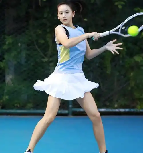 但是田雨橙却通过2站国际青少年赛收获了这项运动的初体验