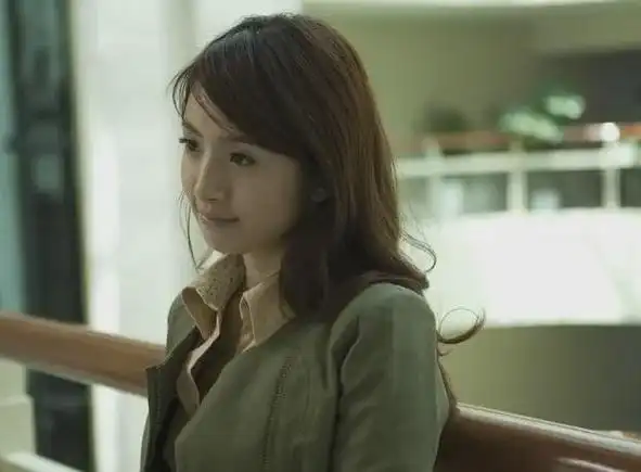 婚后3年,陈乔恩"恶毒后妈"火上热搜!网友:她一定有她的苦衷