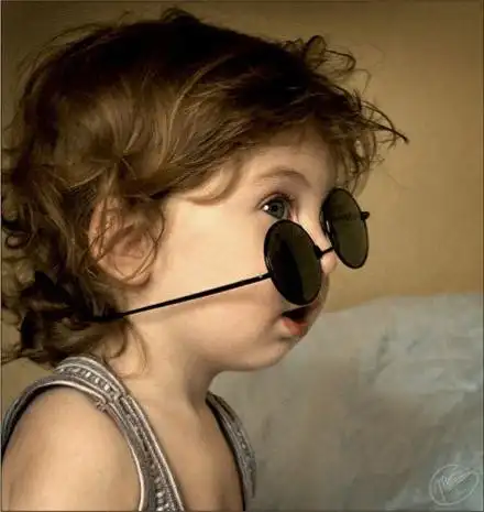 儿童搞笑图片之鬼精鬼精的小屁孩        02-02        1,小孩子