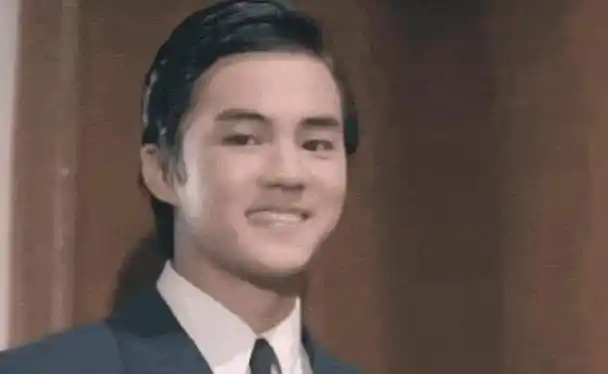 狄龙到底有多霸气?成龙喊他"老爸",曾志伟除了他其他龙都不怕