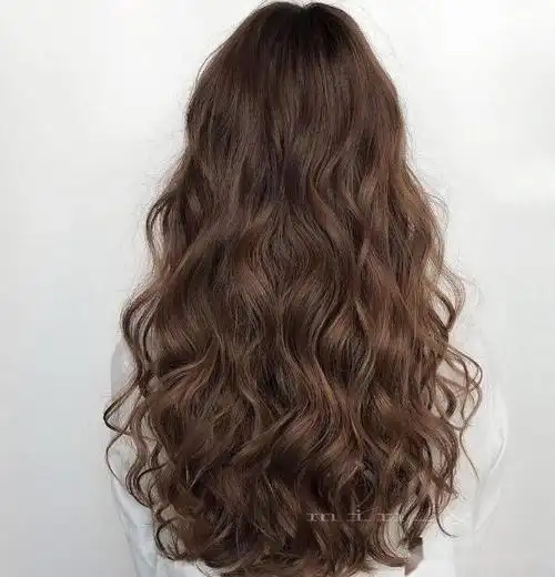 长发背烫造型图片 头发烫一烫展现不一样的美 - 女生烫发 - 发型站
