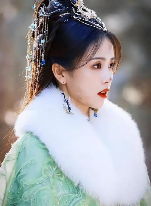 白鹿古装造型大赏