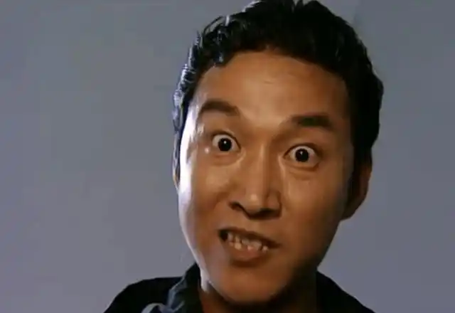 赵燕国彰对女孩子动粗你就不是个东西