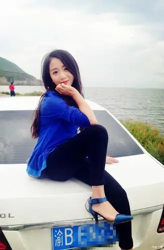 【图】重庆媳妇儿当车模(第二季):女神奔走苍山洱海,美车美景美人儿