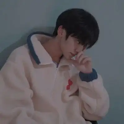 好看且帅气的男生头像个性男头超酷真人头像图片大全