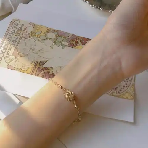 设计温柔奶油白月光原创天然珍珠貔貅手链小众手链