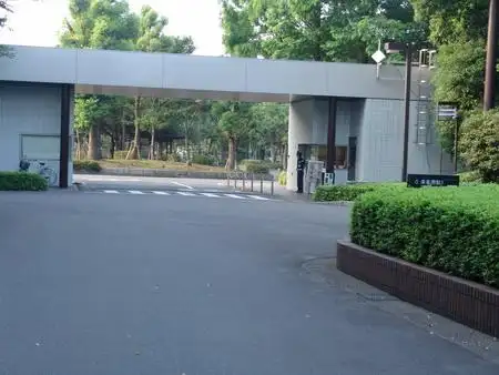 图文:联想国际日本大和研发中心大楼门口