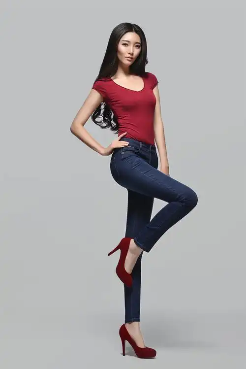 女裤模特拍摄棚内服装拍摄淘宝拍摄