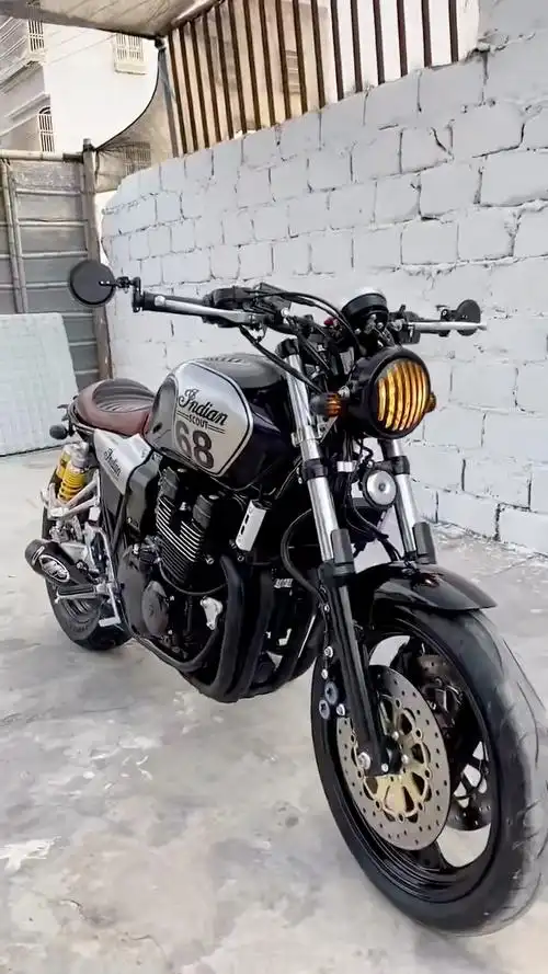 雅马哈xjr400 复古咖啡68号