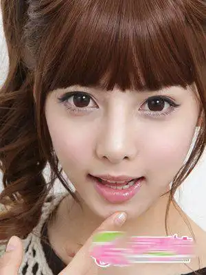 刘海两边留两缕头发后又绑起来后觉得怪怪的