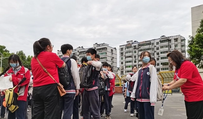 今年全市共设43个考点,其中主城区设17个考点,分别为十堰市二中,茅箭