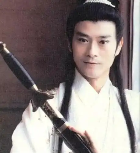 郑少秋妻子近照曝光官晶华休闲打扮郑少秋古装图片