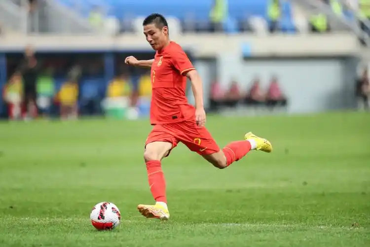 (体育)足球——国际邀请赛:中国队胜缅甸队(4)_腾讯新闻