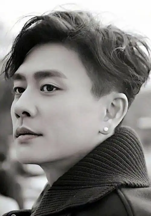 论痞帅有气质只服这10位长着一张花心脸帅得漫不经心