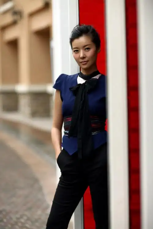 柯蓝图片柯蓝温暖迷人街拍图片