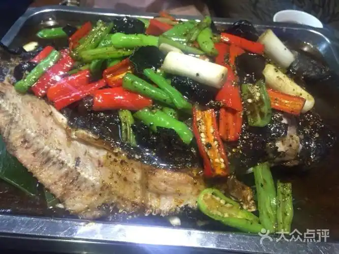 江边城外烤全鱼(艾尚天地店)-鬼小蛋蛋的相册-南京美食-大众点评网