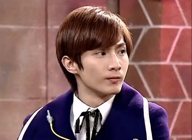 萌学园:欧斯长老觉得,现在肯长老有危险长老会又不可信只能靠自己了