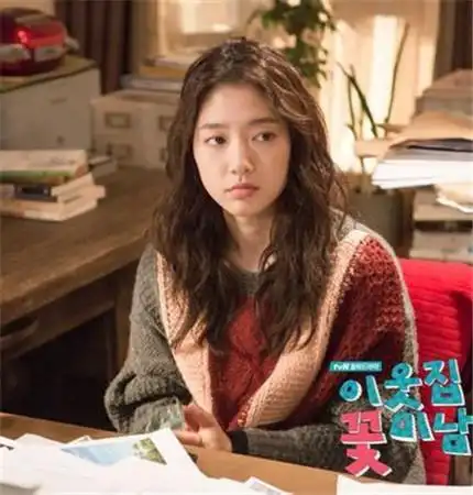 【图】朴秀珍邻家花美男剧照获赞完美 朴信惠成熟尹施允搞怪