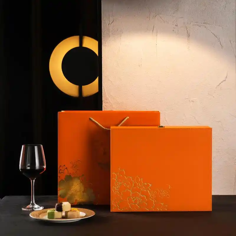 龙沧号中秋节高档皮箱款月饼普洱礼盒.