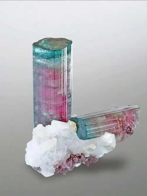 【多扔几张图片再走】各种电气石晶体 | 宝石控小组 | 果壳 科技有