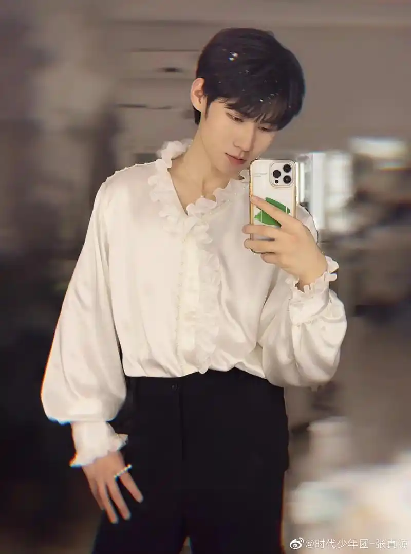 张真源 #时代少年团张真源 张哥的照片永远封神989898 - 抖音