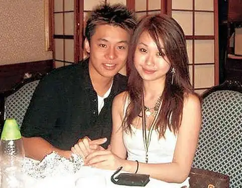 rebecca与霍启仁资料图