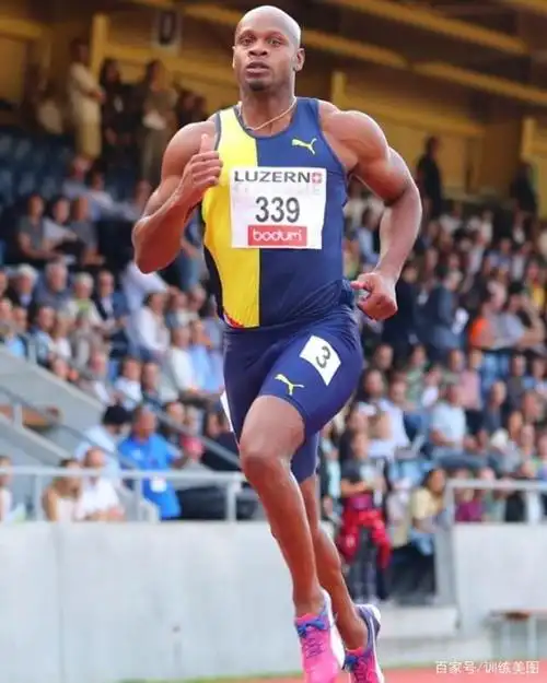 短跑天王被博尔特压制后,37岁选择复出,一身肌肉尽显励志