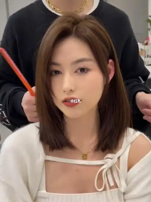 层次感锁骨发～对圆脸大脸女生超友好显脸小