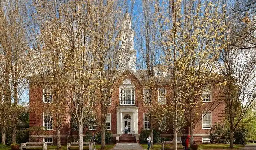 盖茨大女儿医学院正式毕业!