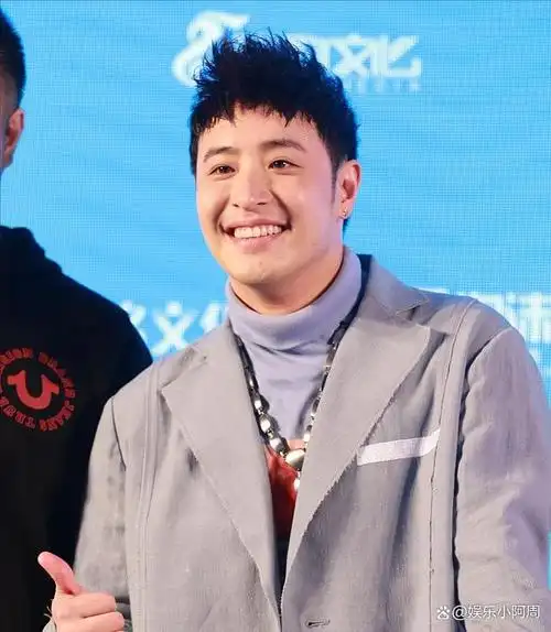 笑麻了!十年前开玩笑的潘玮柏,这次的确胖成了"杜海涛"