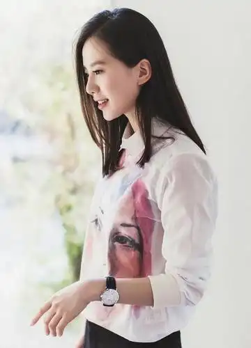 侧脸绝美的女明星们